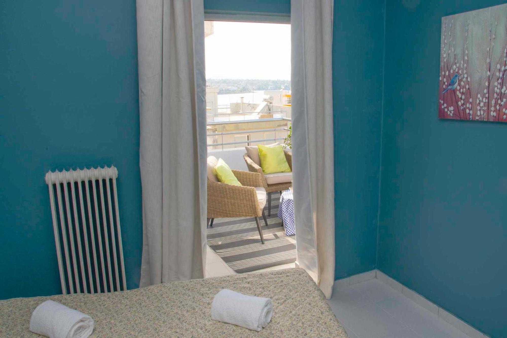 Top Floor Apartment In Chalkís Buitenkant foto